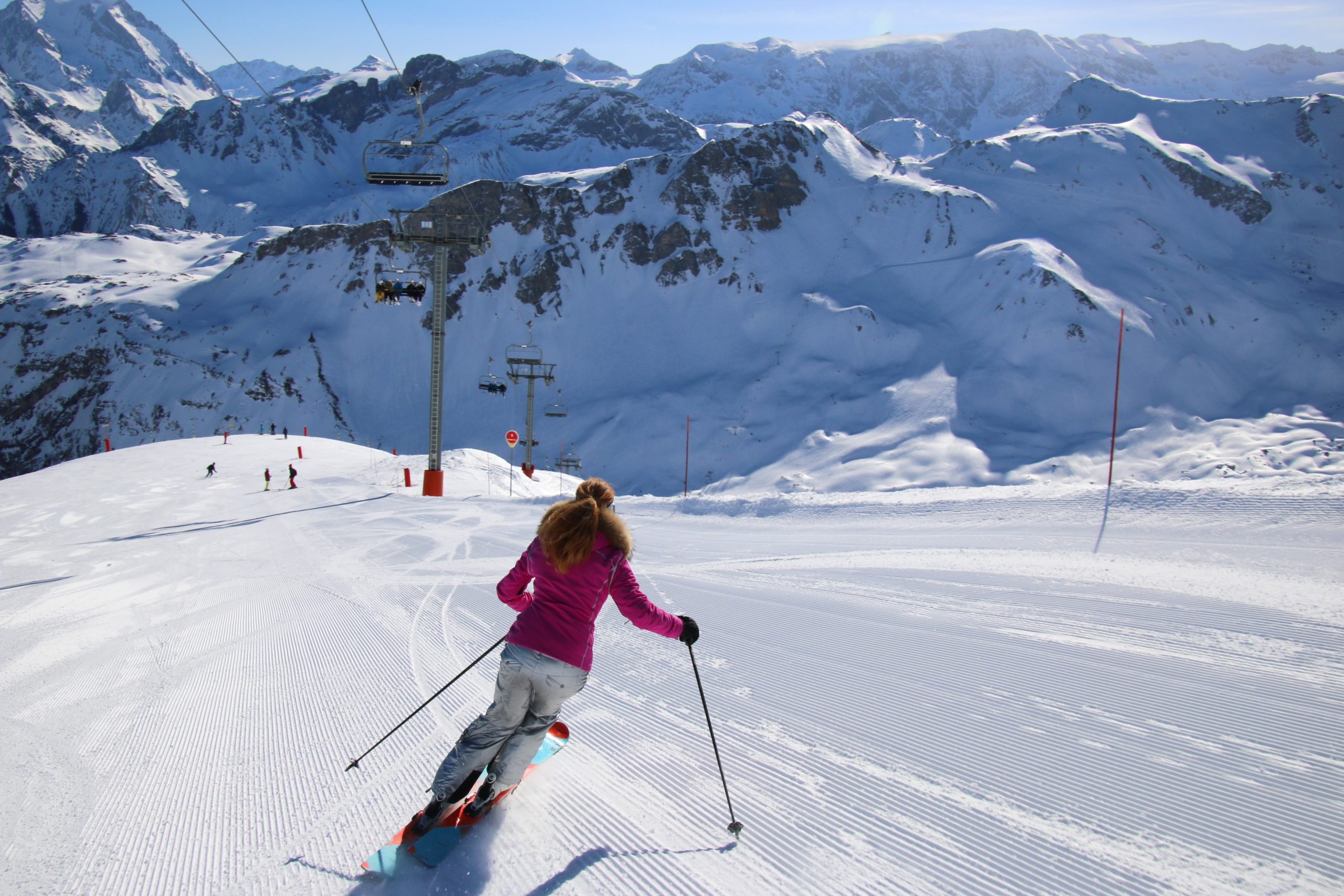 Горнолыжные страны. Courchevel (Куршевель), Франция. Куршевель горные горные лыжи. Courchevel Ski Resort. Мерибель горнолыжный курорт.